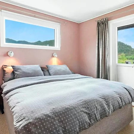 8 Person In Σπίτι διακοπών *