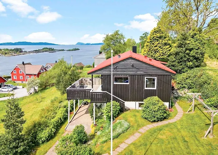 Дом отдыха 8 Person In *